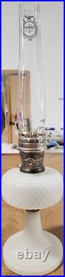 ANTIQUE 1937 ALADDIN DIAMOND QUILT MOONSTONE B-85 OIL LAMP With BURNER & CHIMNEY