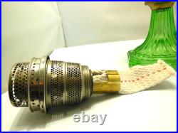 ANTIQUE ALADDIN CLEAR CORINTHIAN OVER URANIUM GREEN OIL LAMP With B BURNER & CHIMN