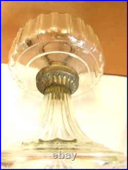 ANTIQUE ALADDIN CLEAR CRYSTAL CORINTHIAN OIL LAMP with CHIMNEY & MODEL B BURNER