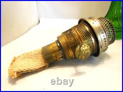 ANTIQUE ALADDIN GREEN BETA CRYSTAL CORINTHIAN OIL LAMP with CHIMNEY & B BURNER