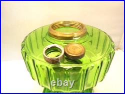 ANTIQUE ALADDIN GREEN BETA CRYSTAL CORINTHIAN OIL LAMP with CHIMNEY & B BURNER