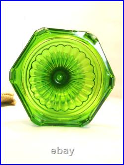 ANTIQUE ALADDIN GREEN BETA CRYSTAL CORINTHIAN OIL LAMP with CHIMNEY & B BURNER