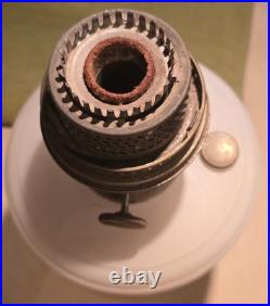 ANTIQUE ALADDIN Ivory/White Nu Type Model B Alacite Glass Oil Lamp