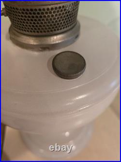 ANTIQUE ALADDIN Ivory/White Nu Type Model B Alacite Glass Oil Lamp