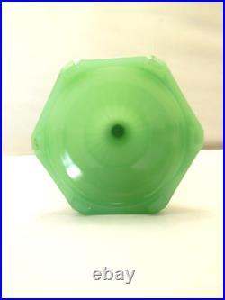 ANTIQUE ALADDIN JADEITE MOONSTONE CORINTHIAN OIL LAMP with CHIMNEY & B BURNER #3