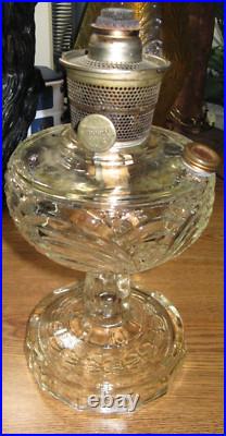 ANTIQUE ALADDIN WASHINGTON DRAPE PATTERN GLASS OIL LAMP w BURNER CHIMNEY ADAPTER