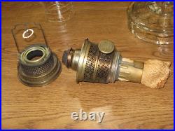 ANTIQUE ALADDIN WASHINGTON DRAPE PATTERN GLASS OIL LAMP w BURNER CHIMNEY ADAPTER