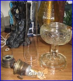 ANTIQUE ALADDIN WASHINGTON DRAPE PATTERN GLASS OIL LAMP w BURNER CHIMNEY ADAPTER