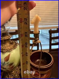 Alacite Vintage Lamp With Finial Gorgeous Condition. Untested Maybe Aladdin