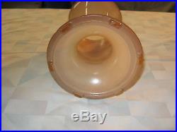 Aladdin #12 Tan Alpha Art Glass Vase Lamp 1231A