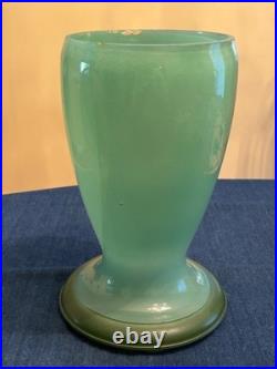 Aladdin 1230A Green Alpha Art Glass Model 12 Vase Oil Lamp 10 1/4