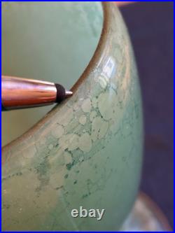 Aladdin 1243 Green Venetian Art Craft Model 12 Vase Oil Lamp 10 1/4