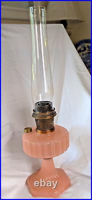 Aladdin 1930s Nu-Type Model B Rose Moonstone Kerosene/Oil Lamp, Original Chimney