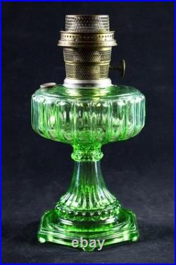 Aladdin 1934 #108 Green Beta Crystal Cathedral Oil Lamp Brass Model B Burner