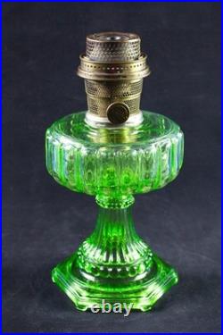 Aladdin 1934 #108 Green Beta Crystal Cathedral Oil Lamp Brass Model B Burner