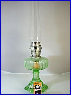Aladdin 1934 Green Cathedral Kerosene Oil Lamp Model B Burner Lox-on chimney UV