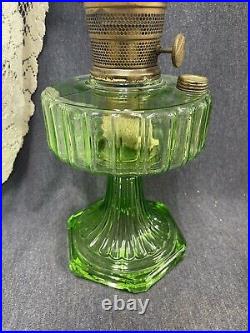 Aladdin 1934 Model B-102 Green Beta Corinthian Kerosene Lamp, Oil Lamp