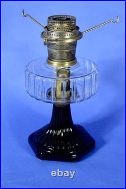 Aladdin 1935-36 B-104 Corinthian Clear/Black Foot Oil Lamp Nickle Model B Burner