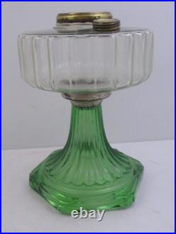 Aladdin 1935-36 Corinthian Oil Lamp Base Clear Over Green (eca)