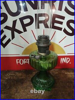 Aladdin 1935 Model B-102 Green Beta Corinthian Kerosene Lamp, Oil Lamp