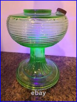 Aladdin 1937 Beehive Model B Green Uranium Glass Kerosene Oil Base