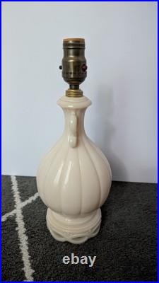 Aladdin 1942 G-256 Alacite Uranium Table Lamp Glows