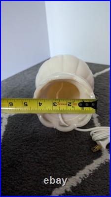 Aladdin 1942 G-256 Alacite Uranium Table Lamp Glows