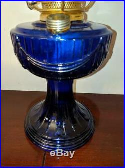 Aladdin 1993 Colbalt Blue Lincoln Drape Kerosene Lamp Hand painted shade Unused