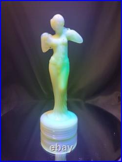 Aladdin Alacite G16 NuType Figural Nude Woman Table Lamp Base Deco Uranium Glass