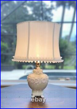 Aladdin Alacite Glass Lamp White Milk Glass Opalescent Silk Shade & Finial VTG