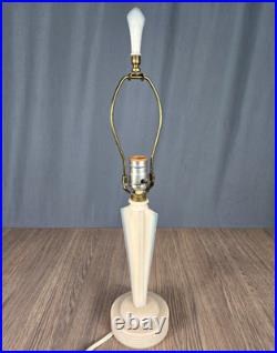 Aladdin Alacite Glass boudoir table lamp, G-252 model, Art Deco Uranium w finial
