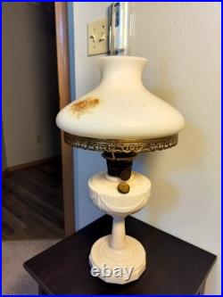 Aladdin Alacite Lincoln Drape Mantle Oil Lamp with Cherub Shade, Model B Burner