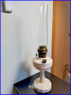 Aladdin Alacite Lincoln Drape Oil Lamp Model B Chicago Burner No Shade 1933-49