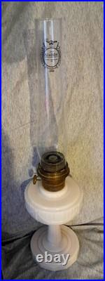Aladdin Alacite Lincoln Vintage Drape kerosene lamp