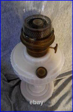 Aladdin Alacite Lincoln Vintage Drape kerosene lamp