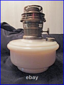 Aladdin Alacite Oil Lamp Fontblacklite Green