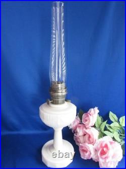 Aladdin Alacite Oil Lamp Lincoln Drape Model B Nu Type Burner Aladdin Chimney26