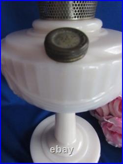 Aladdin Alacite Oil Lamp Lincoln Drape Model B Nu Type Burner Aladdin Chimney26