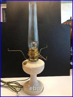 Aladdin Alacite Short Lincoln Drape, Electric 3-Way Light, Flouresces! (2)