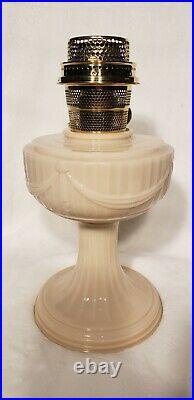 Aladdin Alacite Short Lincoln Drape Lamp (b-60)