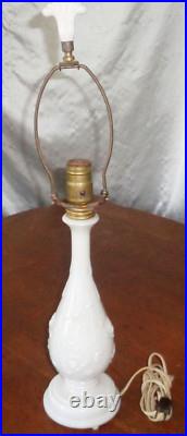 Aladdin Alacite Table Lamp 1940s Floral With Original Lamp Shade Finial