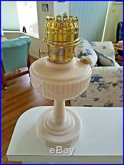 Aladdin Alacite Tall Lincoln Drape Oil Lamp B-75