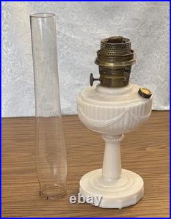 Aladdin Alacite Tall Lincoln Drape Oil Lamp with Model B Burner c. 1942-50s