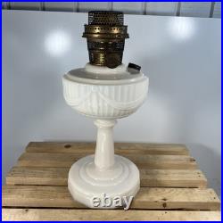 Aladdin Alacite Tall Lincoln Drape Prewar (Uranium) With B Burner