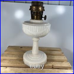 Aladdin Alacite Tall Lincoln Drape Prewar (Uranium) With B Burner