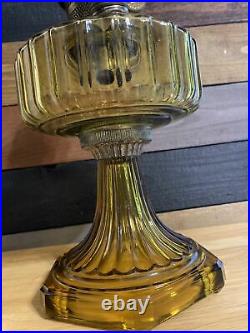 Aladdin Amber Corinthian Kerosene Oul Lamp With B Burner 1935-36