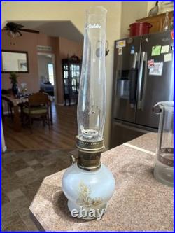 Aladdin Antique Milk Glass Kerosene Oil Lamp Original Globe MINT CONDITION 21.5