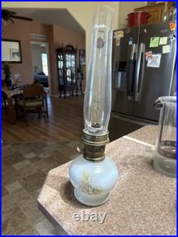 Aladdin Antique Milk Glass Kerosene Oil Lamp Original Globe MINT CONDITION 21.5