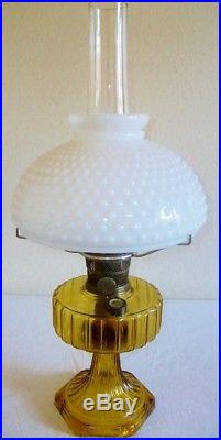 Aladdin B-101 Corinthian Model B Kerosene Oil Lamp Circa 1935