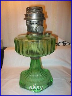 Aladdin B-102 Green Corinthian Oil Lamp